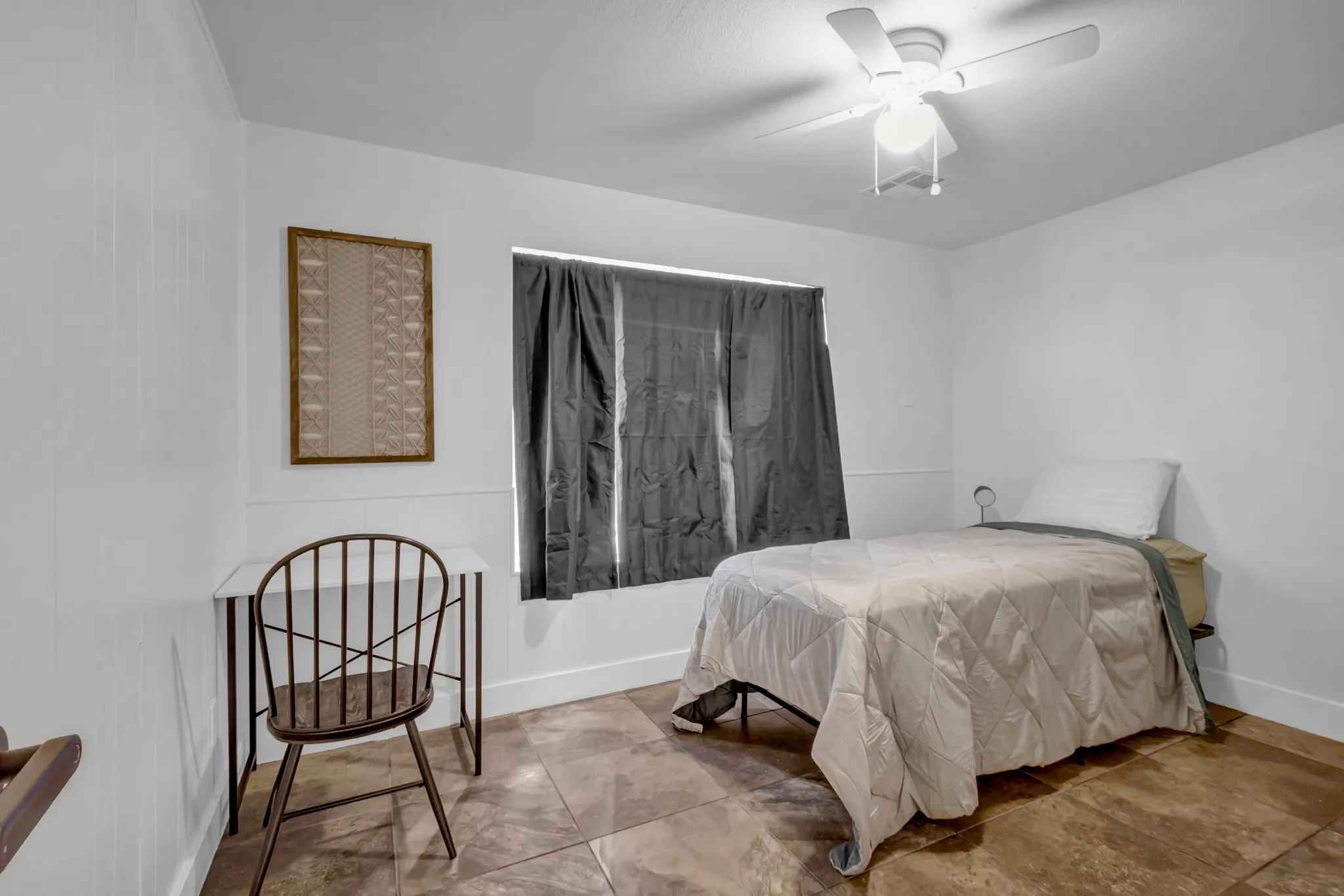 4827 N 63rd Ln - Room 2 5