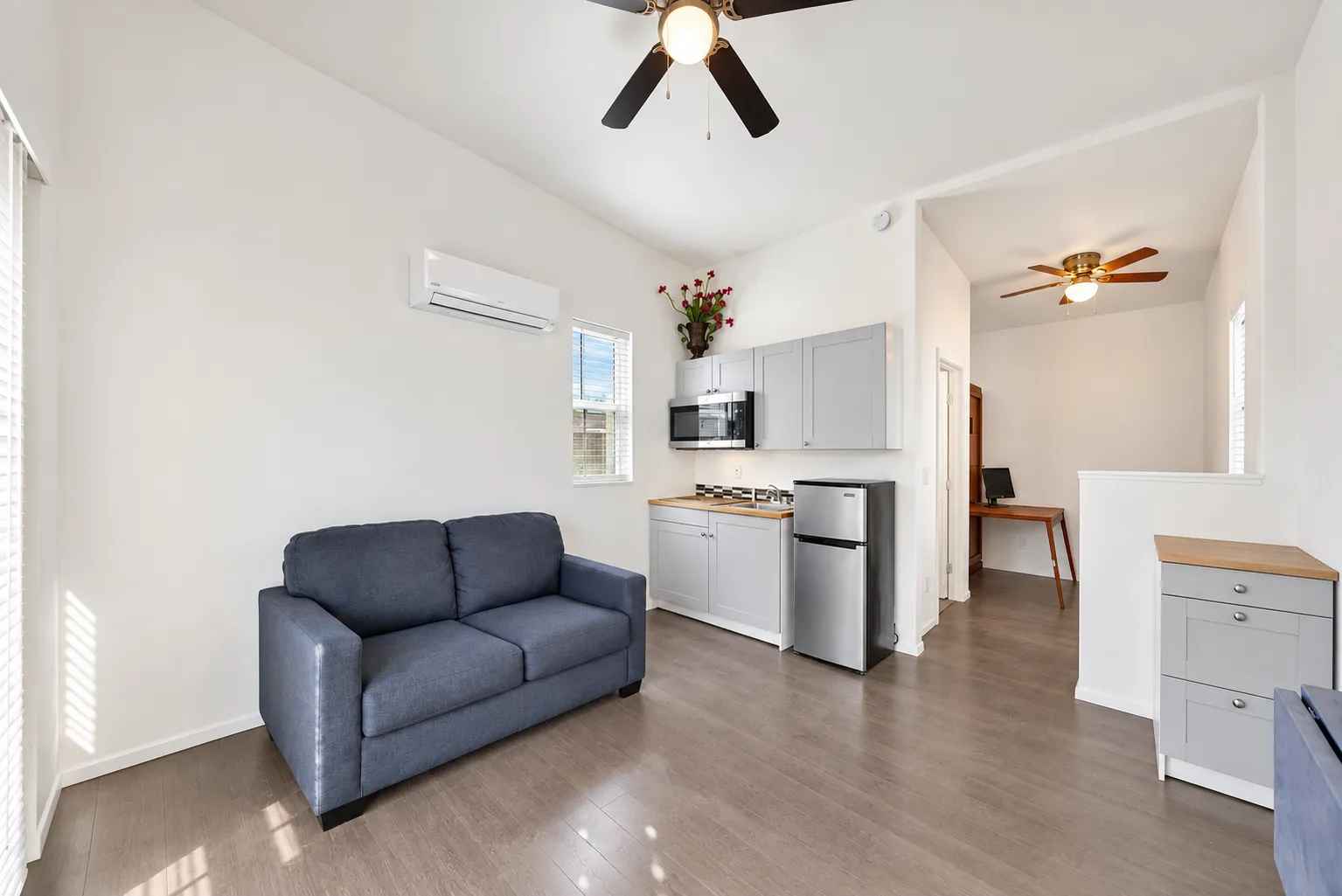 1229 South 13th Avenue - Room 2 2