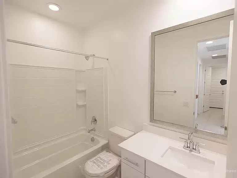 9331 West Glenrosa Avenue - 9331 West Glenrosa Avenue 3