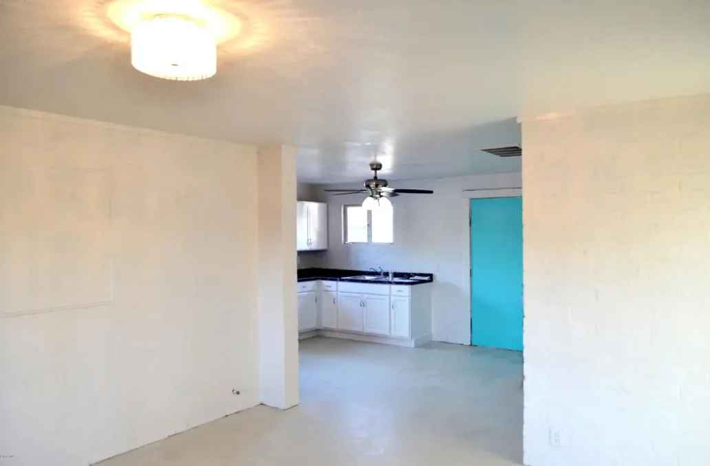 6445 West Maryland Avenue - Las Casitas 7 4