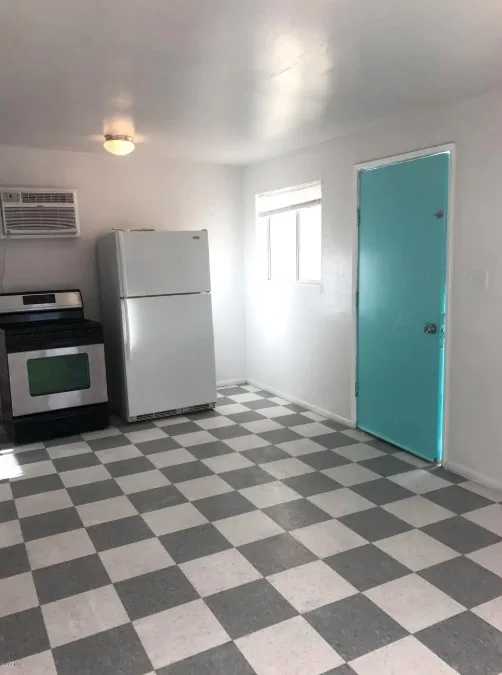 6445 West Maryland Avenue - Las Casitas 7