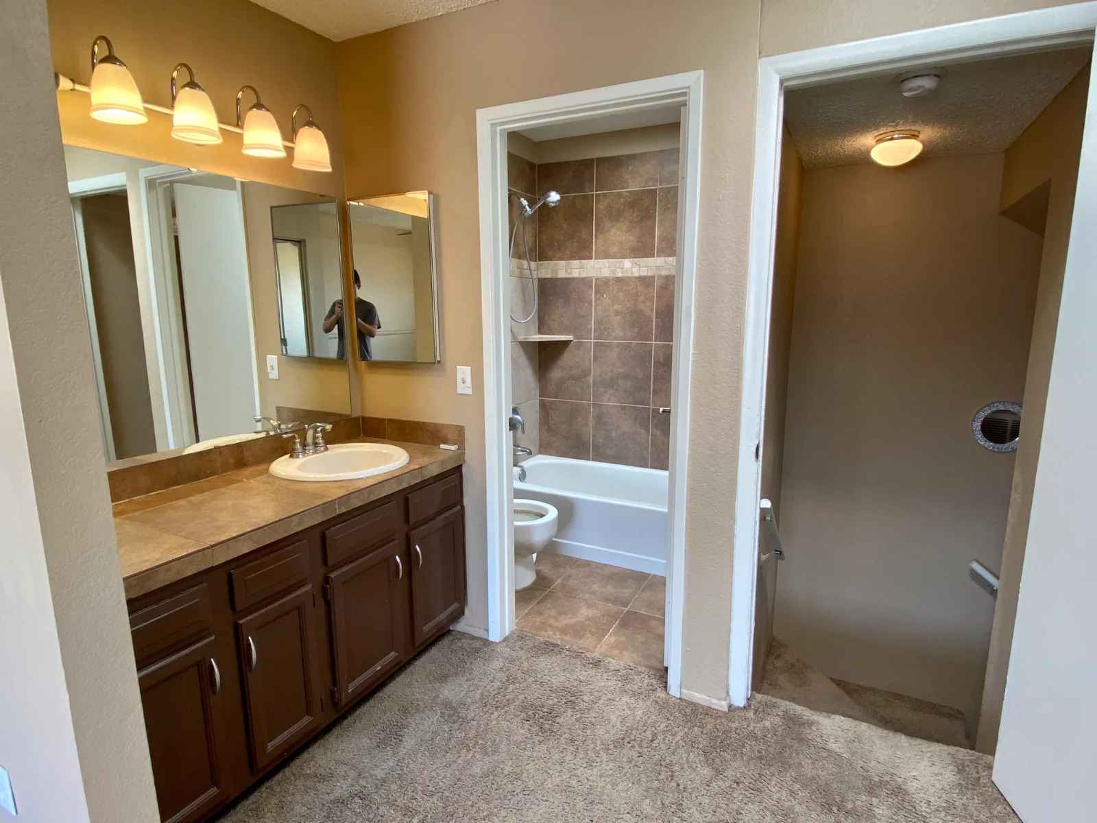 850 South River Drive - Room 2 5