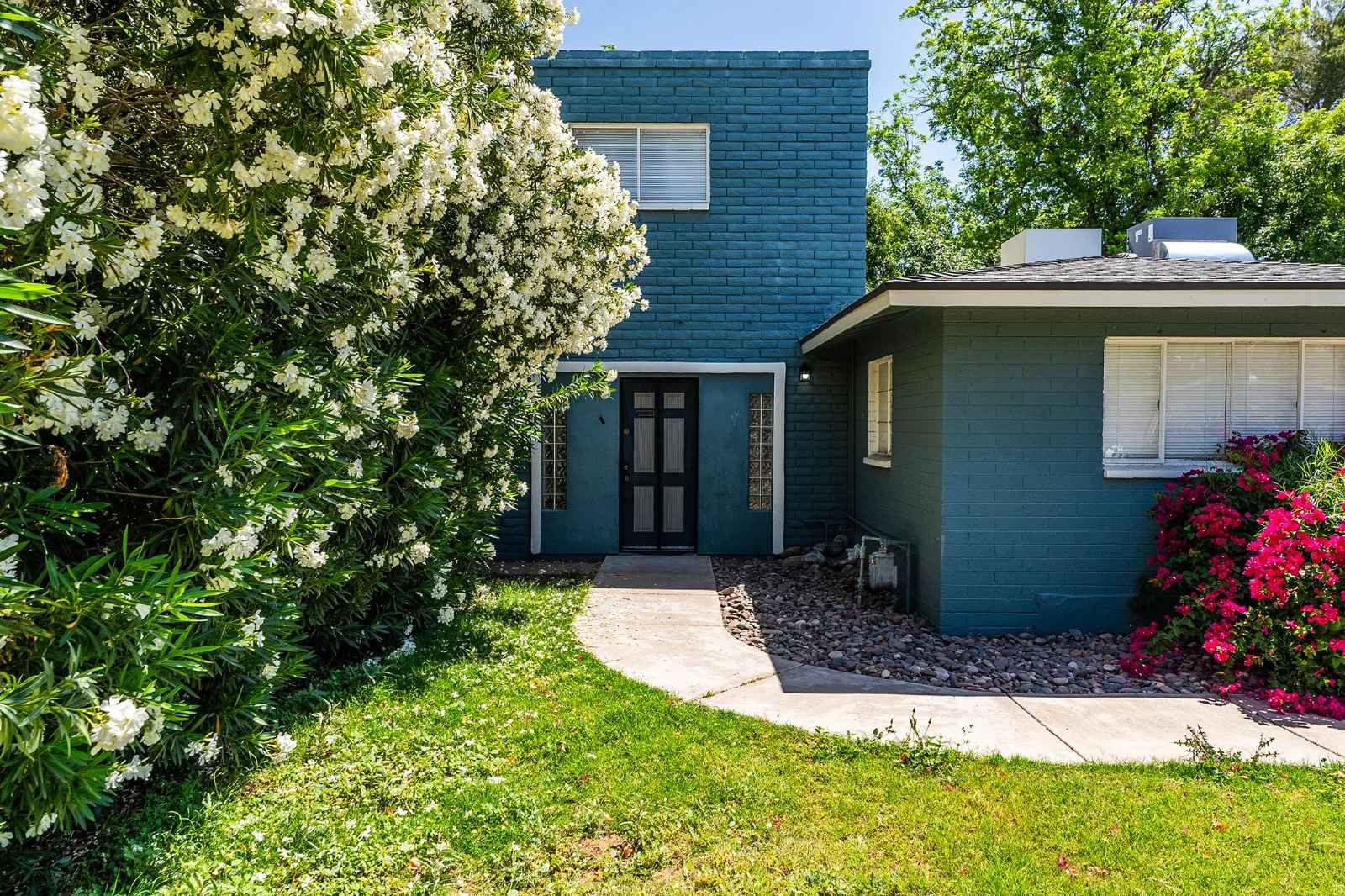 535 South Temple Street - Room 1 3