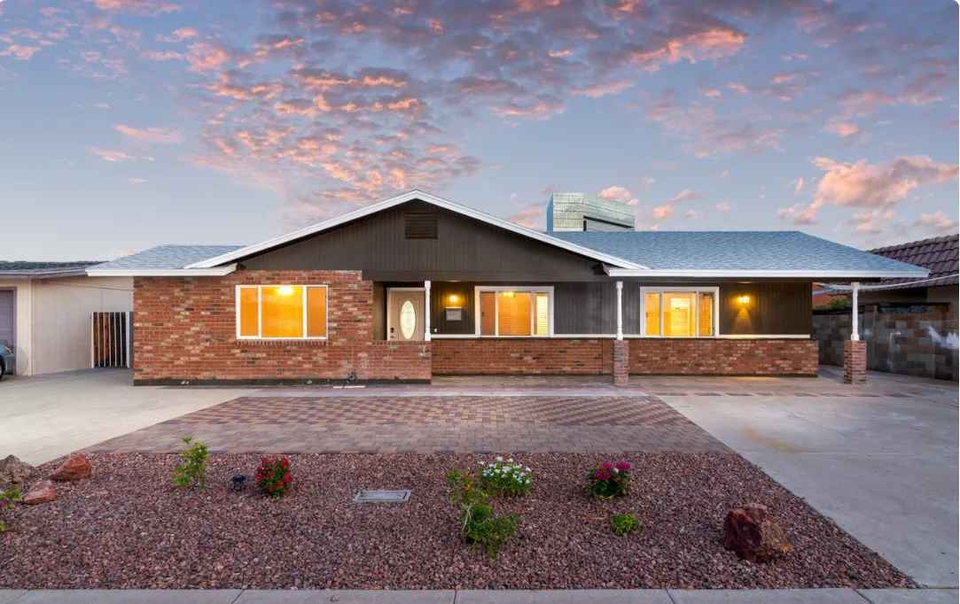 1133 West Frito Avenue - Room 1 2