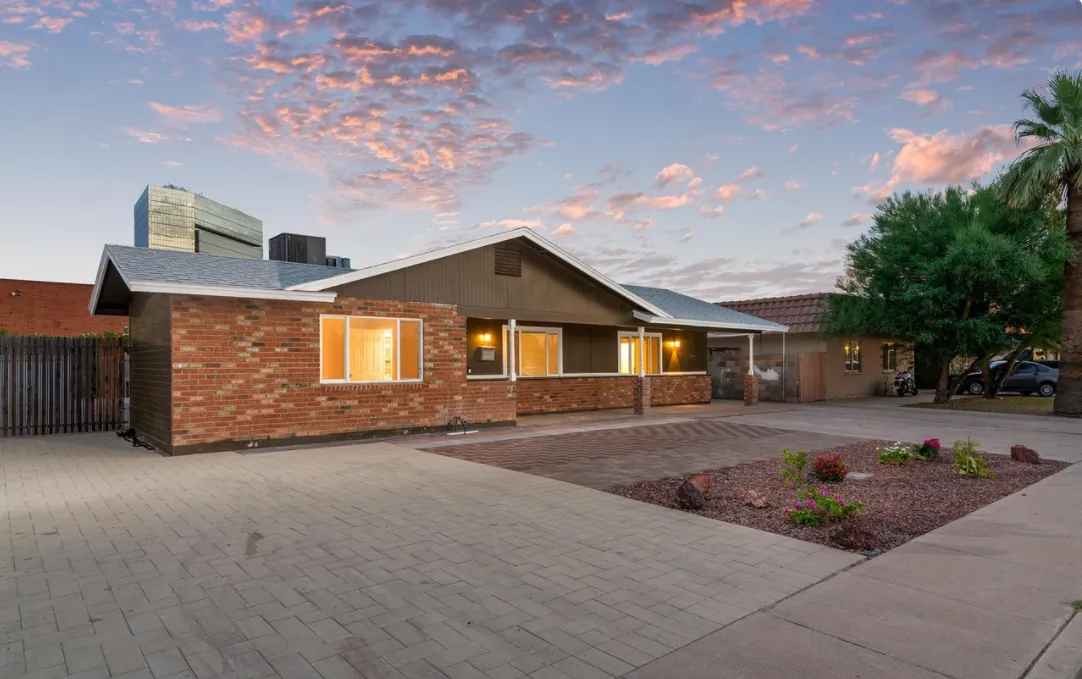 1133 West Frito Avenue - Room 1 1