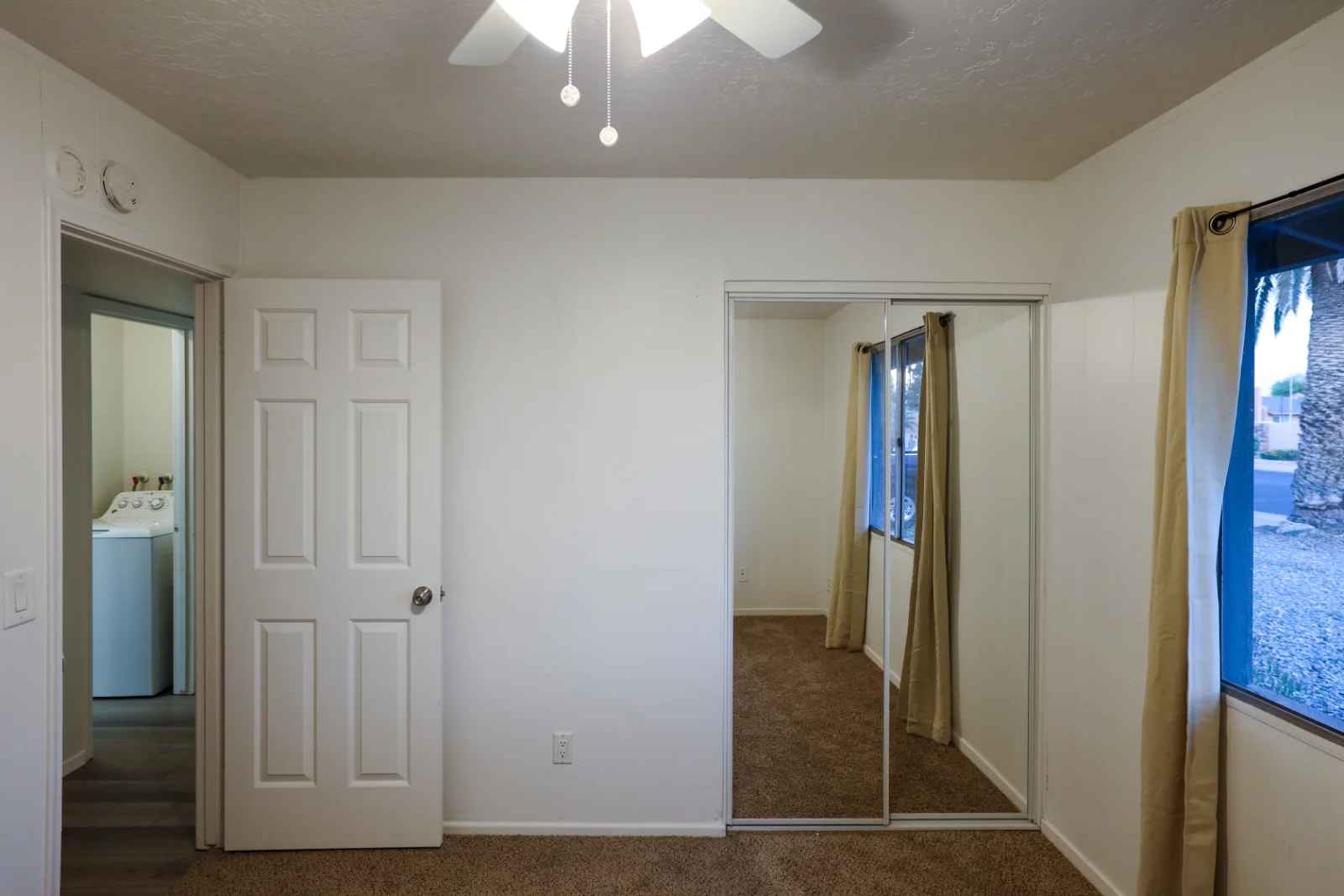 328 East Dunbar Drive - Room 7 2