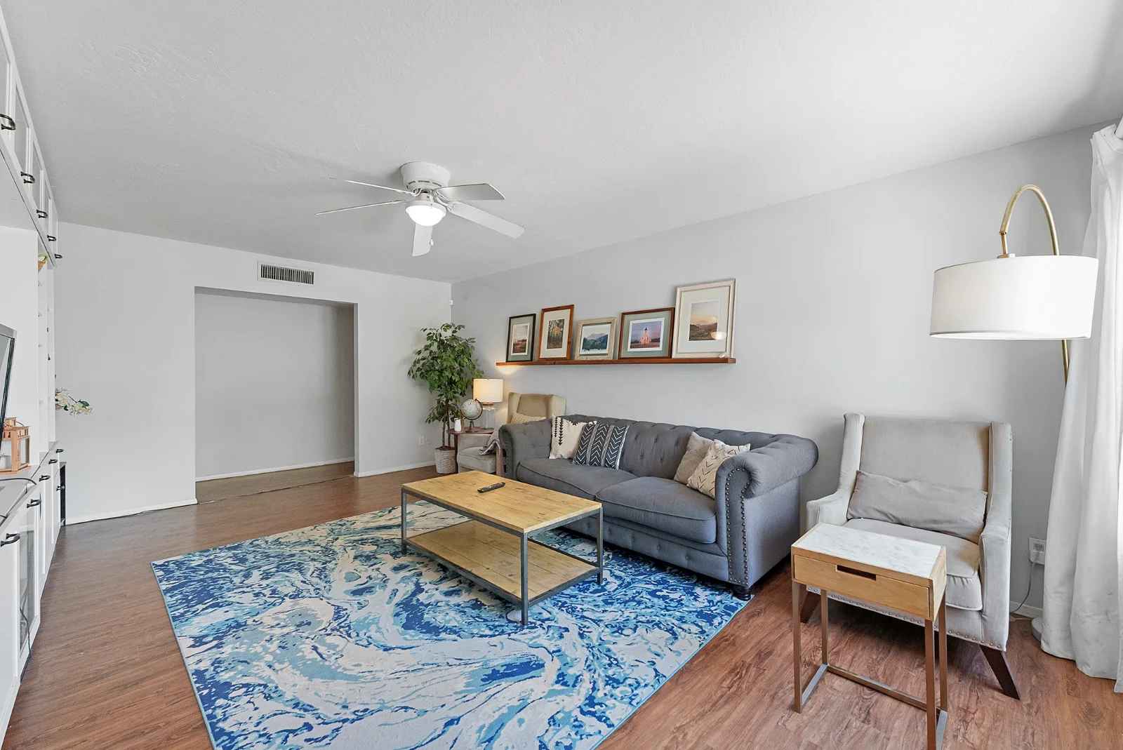 226 East Erie Drive - Room 2 3